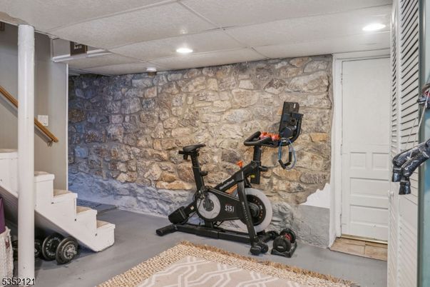 Fitness Equipment, Interior, Recessed Lighting, Stone Walls