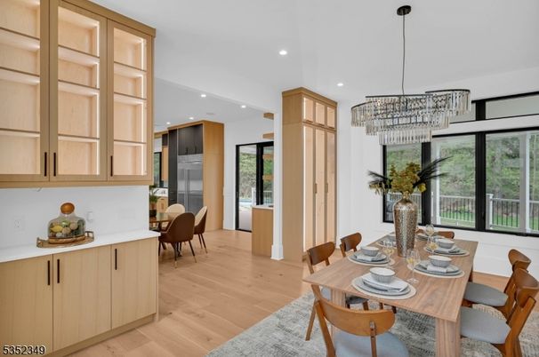 Chandelier, Dining room, Interior, Kitchen, Recessed Lighting, Wood Texture Flooring