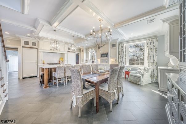 Chandelier, Dining room, Interior, Kitchen, Recessed Lighting