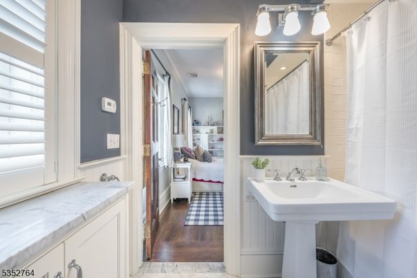 Bathroom, Interior, Wood Texture Flooring