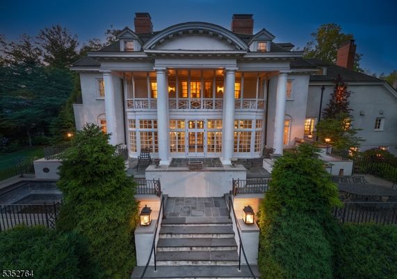 Exterior, Facade, French Provincial