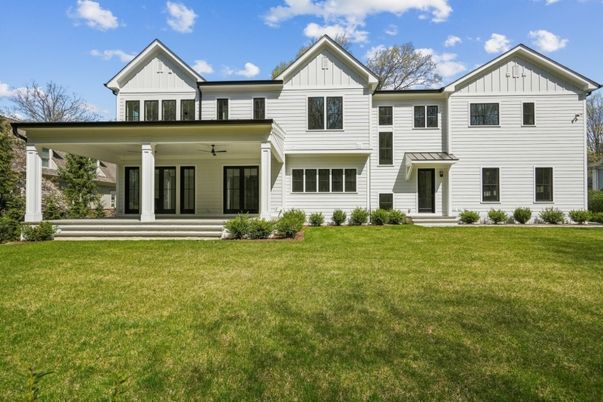 Backyard, Exterior, Facade, Farmhouse