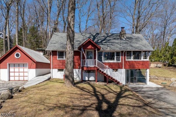 Detached Garage, Exterior, Facade, Cape Cod