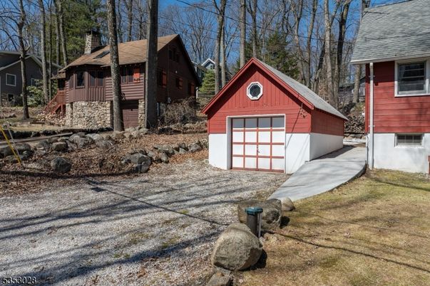 Backyard, Detached Garage, Exterior