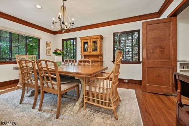 Chandelier, Dining room, Interior, Recessed Lighting, Wood Texture Flooring