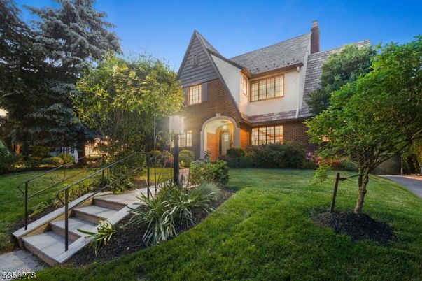 Backyard, Exterior, Facade, Brick Facade, Tudor Revival