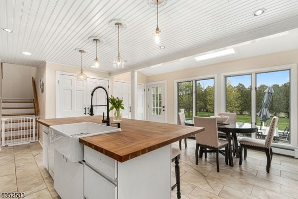 Dining room, Interior, Kitchen, Pendant Lights, Recessed Lighting