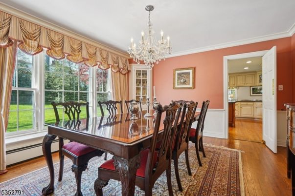 Chandelier, Dining room, Interior, Recessed Lighting, Wood Texture Flooring