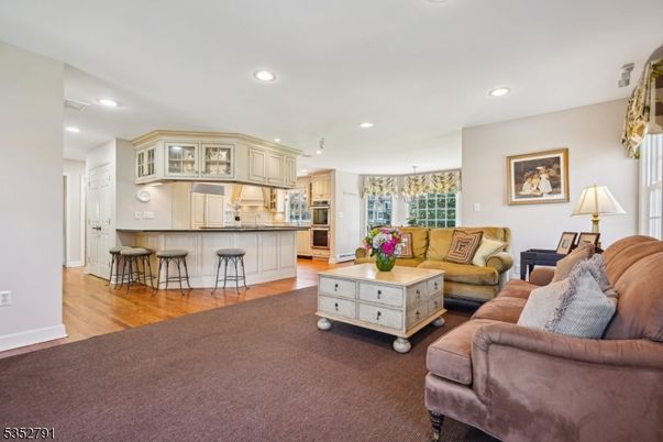Interior, Kitchen, Living room, Pendant Lights, Recessed Lighting, Stainless Steel Appliances, Wood Texture Flooring
