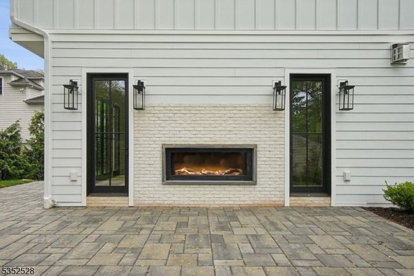 Exterior, Fireplace