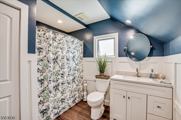 Bathroom, Interior, Recessed Lighting, Wood Texture Flooring