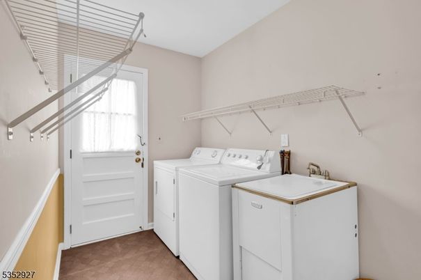 Interior, Utility Closets, Washer