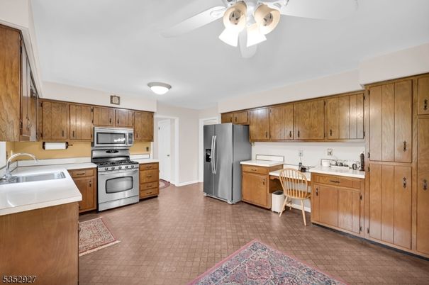Interior, Kitchen, Stainless Steel Appliances