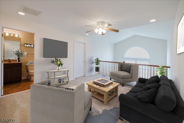 Bathroom, Interior, Living room, Recessed Lighting