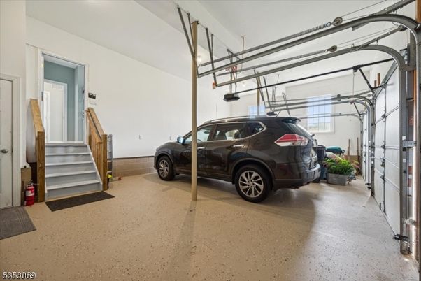 Garage, Interior