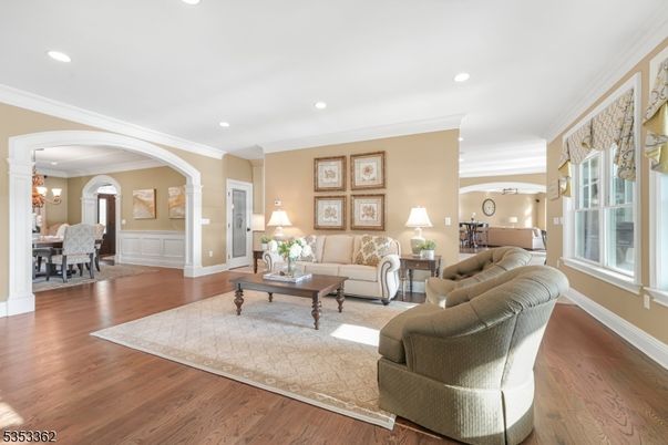 Dining room, Interior, Living room, Recessed Lighting, Wood Texture Flooring