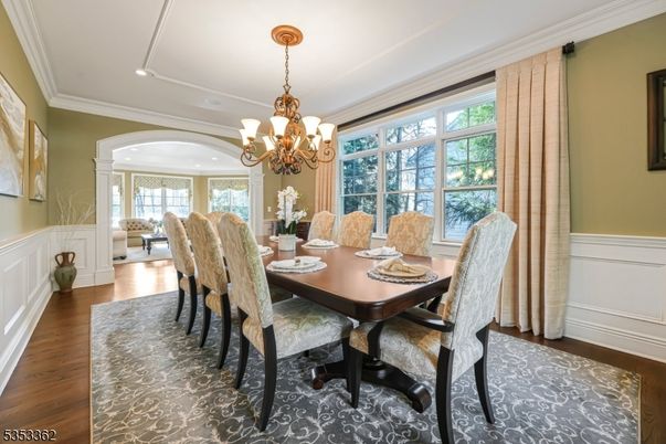 Chandelier, Dining room, Interior, Recessed Lighting, Wood Texture Flooring