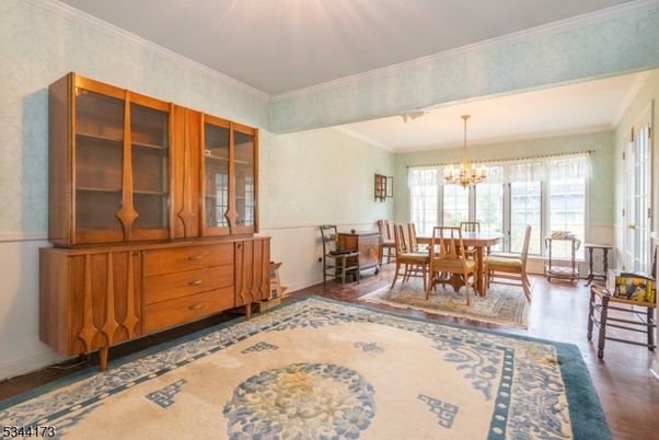 Chandelier, Dining room, Interior