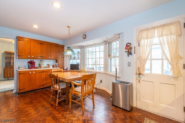 Dining room, Interior, Kitchen, Pendant Lights, Recessed Lighting, Wood Texture Flooring