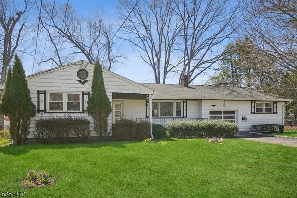 Attached, Backyard, Exterior, Facade, Ranch