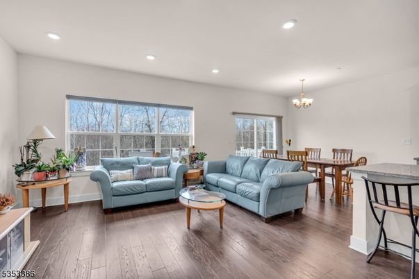 Chandelier, Dining room, Interior, Living room, Recessed Lighting, Wood Texture Flooring