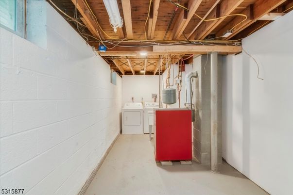 Interior, Washer, Wooden Beams, Wooden Ceilings