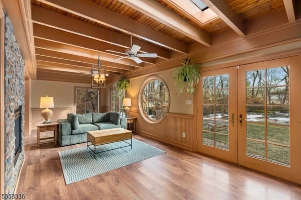 Interior, Living room, Pendant Lights, Wooden Beams, Wooden Ceilings, Wood Texture Flooring