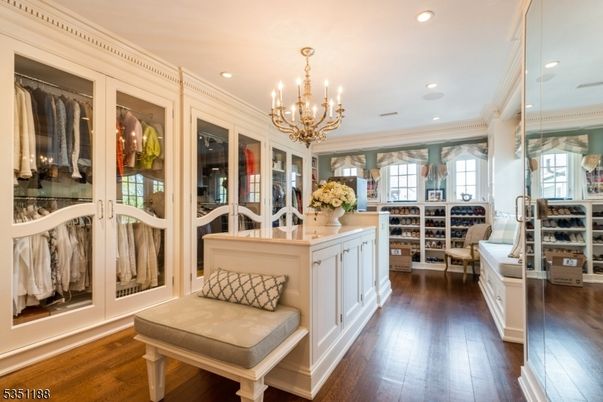 Chandelier, Interior, Recessed Lighting, Walk-in Closets, Wood Texture Flooring