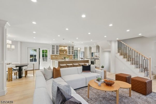 Dining room, Interior, Kitchen, Living room, Pendant Lights, Recessed Lighting, Stainless Steel Appliances, Wood Texture Flooring