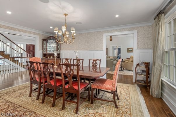 Chandelier, Dining room, Interior, Recessed Lighting, Wood Texture Flooring