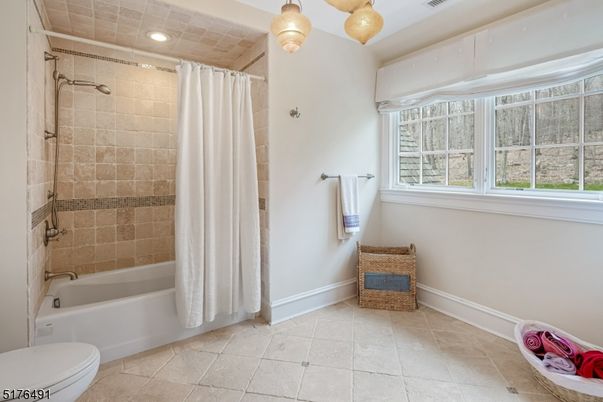 Bathroom, Interior, Pendant Lights, Recessed Lighting