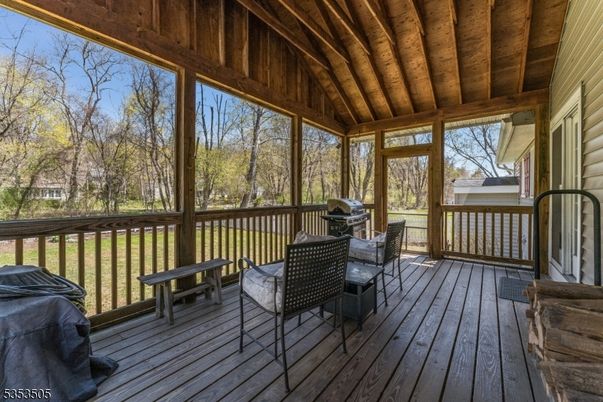 Exterior, Wood Texture Flooring