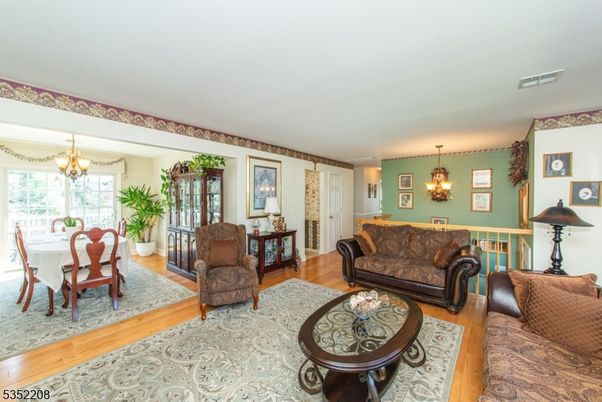 Chandelier, Dining room, Interior, Living room, Wood Texture Flooring