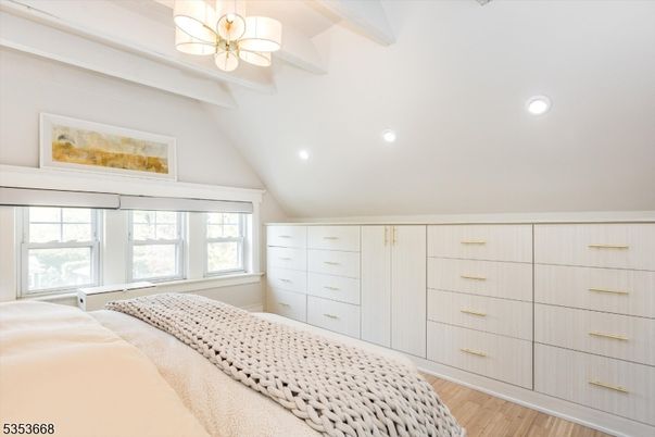 Bedroom, Interior, Pendant Lights, Recessed Lighting, Wood Texture Flooring
