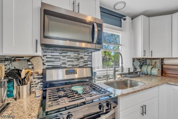Interior, Kitchen, Stainless Steel Appliances
