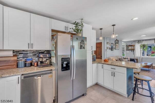 Interior, Kitchen, Pendant Lights, Recessed Lighting, Stainless Steel Appliances
