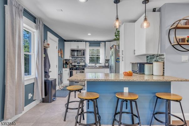 Interior, Kitchen, Pendant Lights, Recessed Lighting, Stainless Steel Appliances