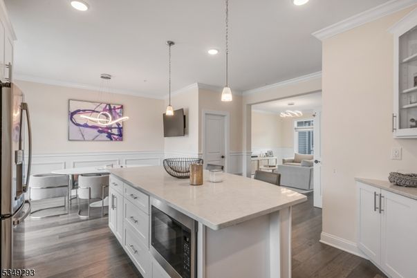 Dining room, Interior, Kitchen, Living room, Pendant Lights, Recessed Lighting, Wood Texture Flooring