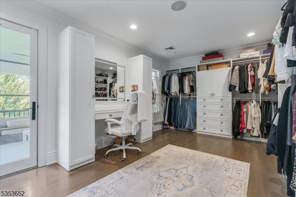 Interior, Recessed Lighting, Walk-in Closets, Wood Texture Flooring