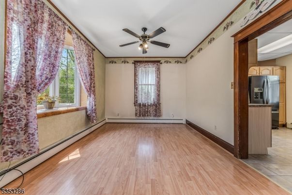 Empty room, Interior, Kitchen, Wood Texture Flooring