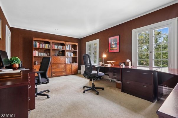 Home Office, Interior