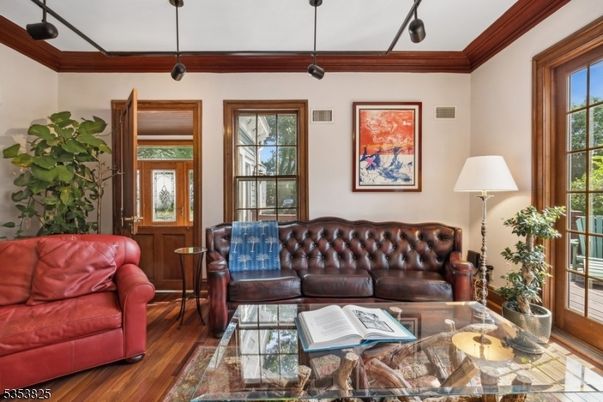 Interior, Living room, Pendant Lights, Wood Texture Flooring