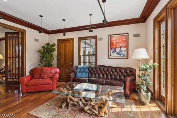 Interior, Living room, Pendant Lights, Wood Texture Flooring