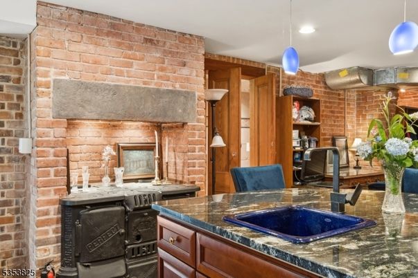Interior, Kitchen, Pendant Lights, Recessed Lighting, Stone Walls