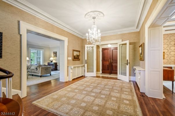 Chandelier, Interior, Wood Texture Flooring