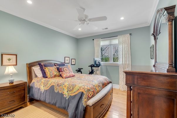 Bedroom, Fitness Equipment, Interior, Recessed Lighting, Wood Texture Flooring