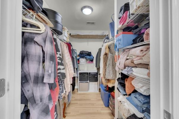 Interior, Walk-in Closets, Wood Texture Flooring