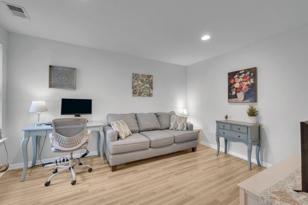 Home Office, Interior, Recessed Lighting, Wood Texture Flooring
