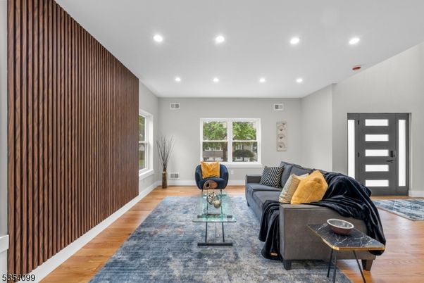 Interior, Living room, Recessed Lighting, Wood Texture Flooring