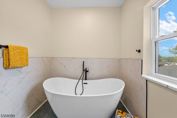 Bathroom, Free Standing Baths, Interior, Marble Walls